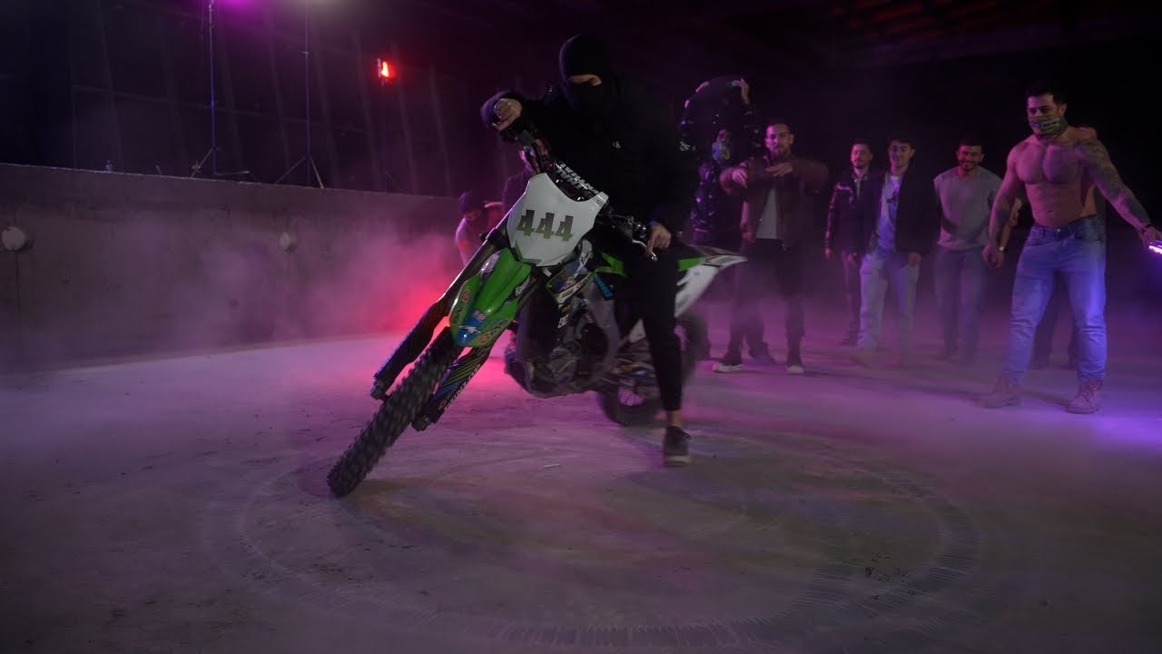 En Dibine (MoneyPill8 & Ghetto)