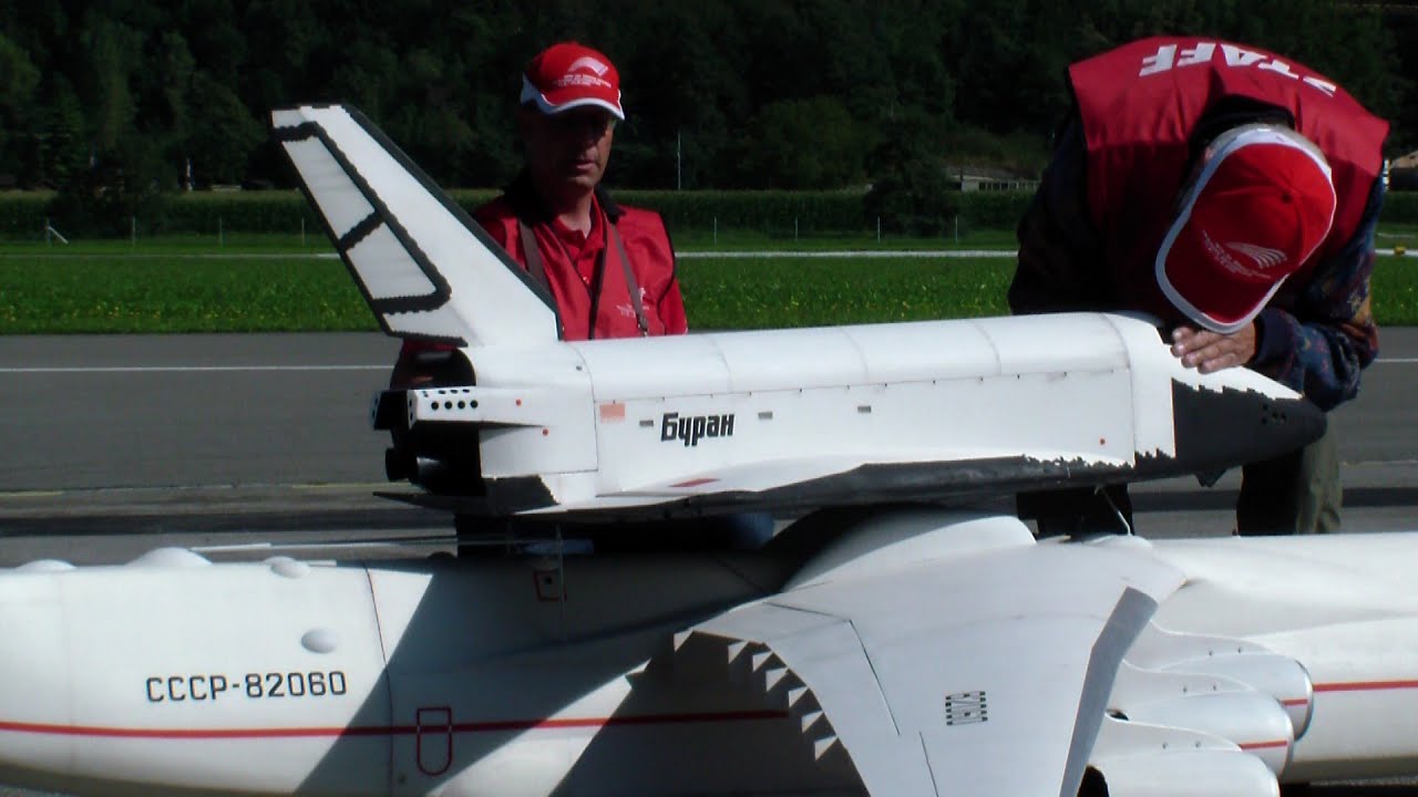 RC Disaster decoupling Buran from Antonov AN225 RC Scale Model Airplane