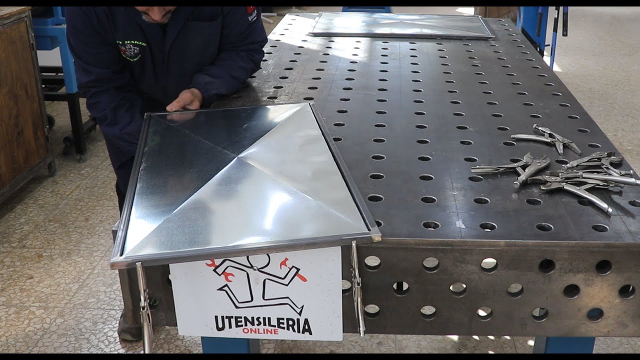 Lavorazione della lamiera 6 Sportelli scorrevoli in ferro e lamiera zincata - Sheet metal processing