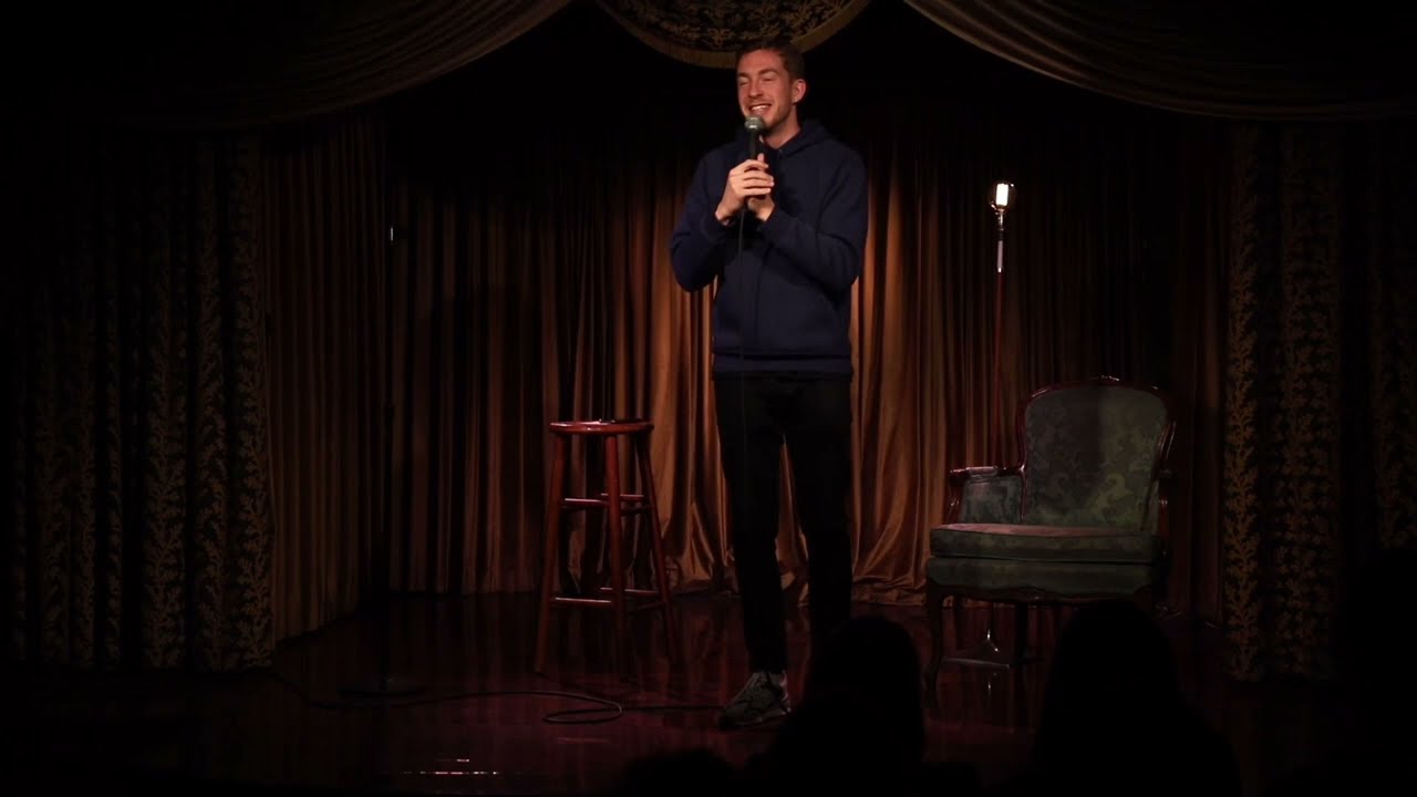 jokes about my deaf mom | gavin matts | stand up comedy