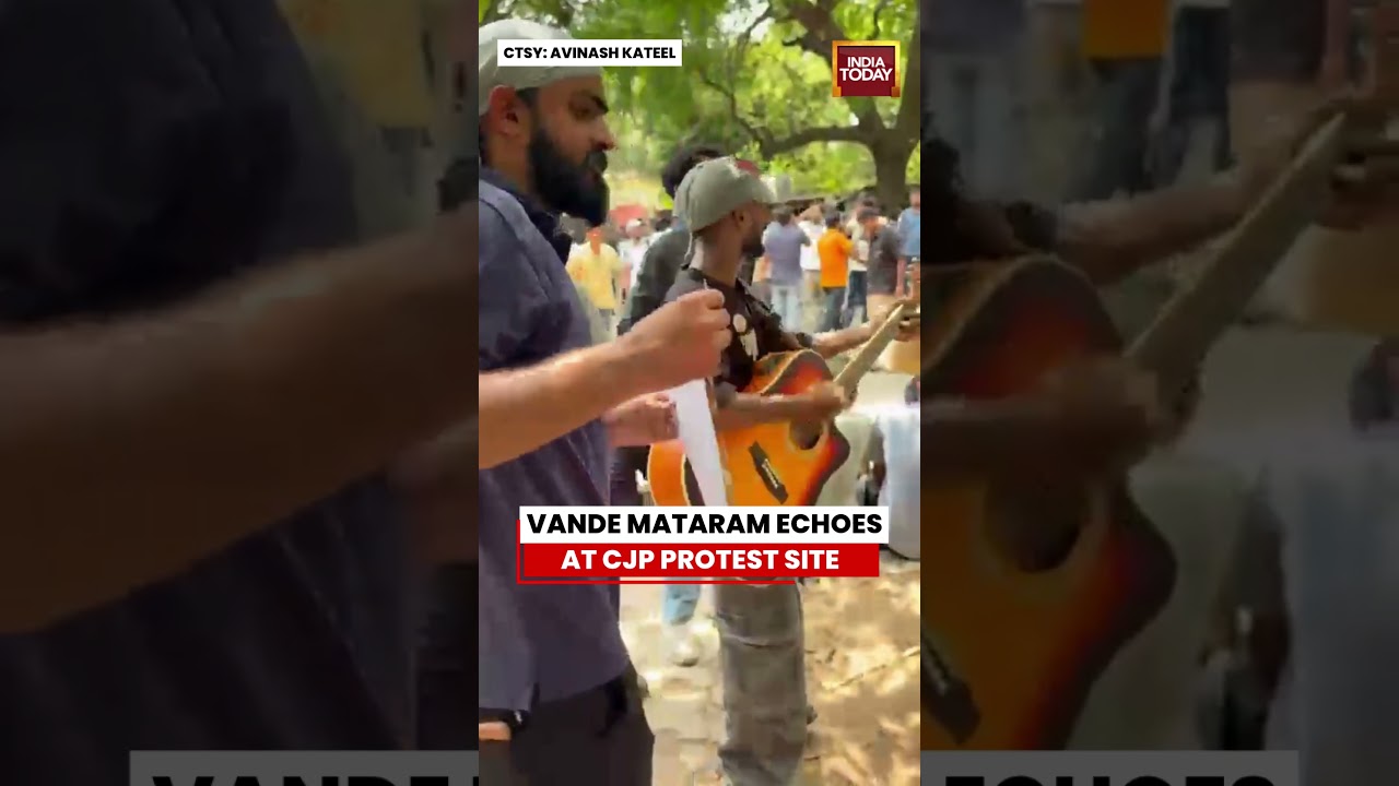 &lsquo;Vande Mataram&rsquo; Echoes Through CJP Protest at Delhi&rsquo;s Jantar Mantar #cockroachjanataparty