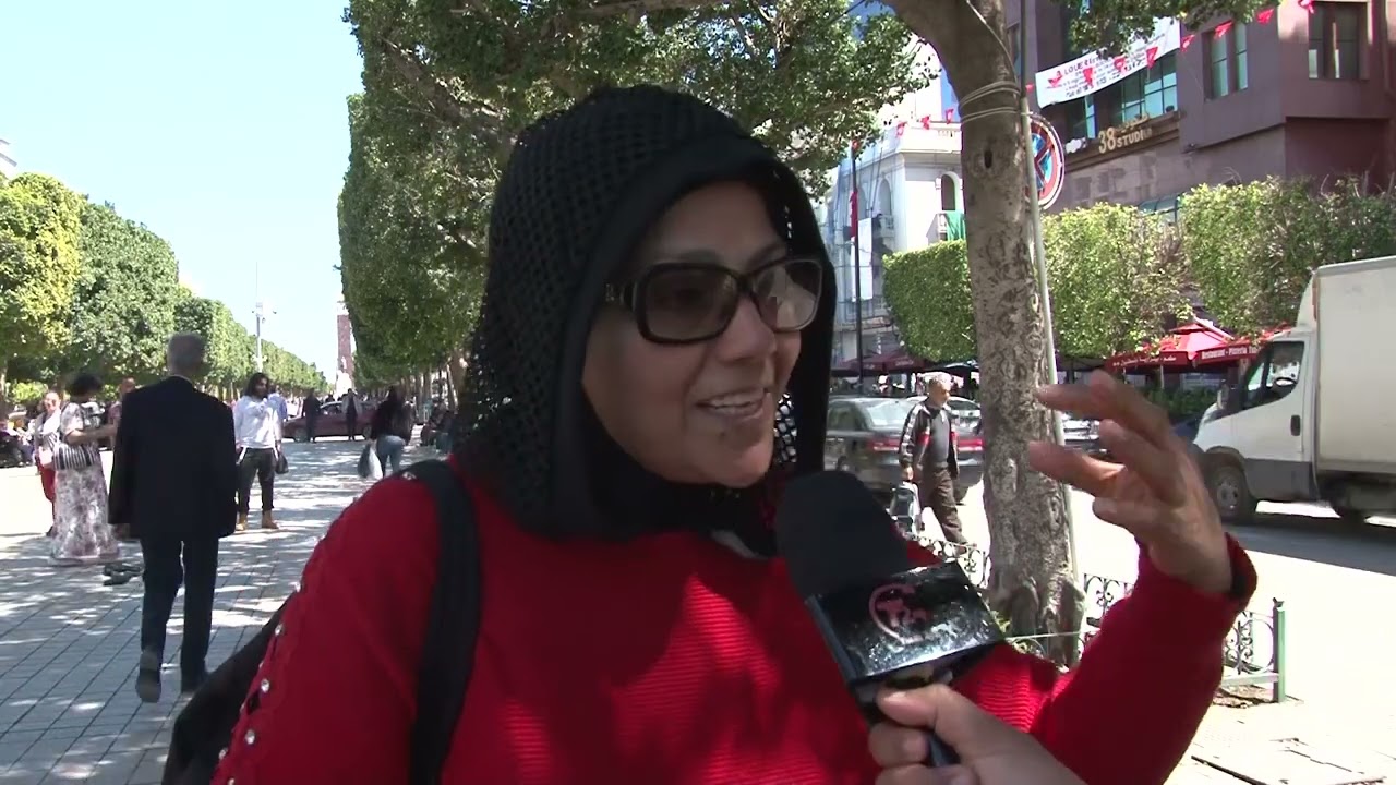 الطلاق في تونس:كثرة حالات الطلاق في تونس بسبب فقدان قيمة الرجل في البيت.عندي صاحباتي يخونو في رجالهم