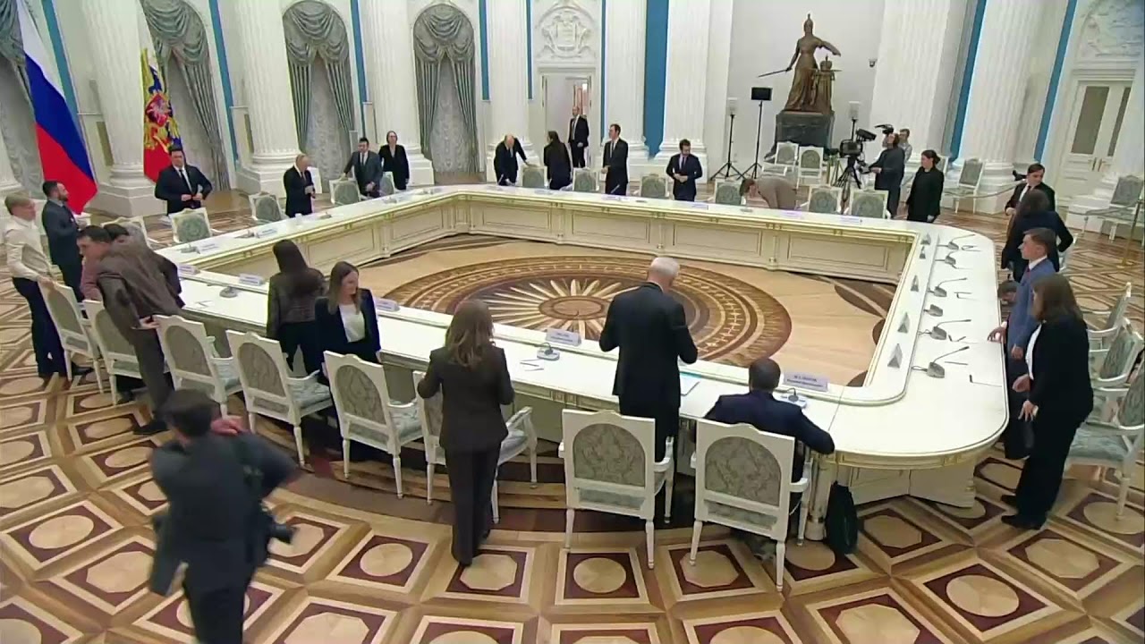 Putin meets young scientists in the Kremlin