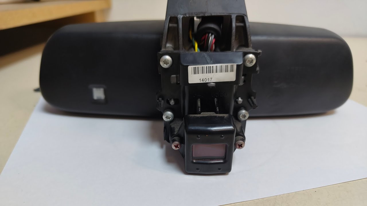 Instalando Espejo retrovisor fotocromatico BMW E92 