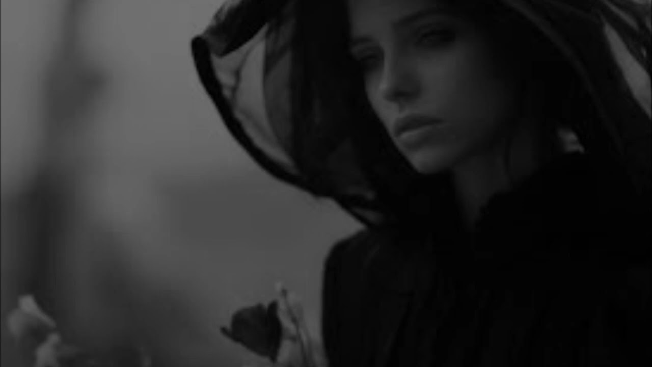 WINTEREVE(FRANCE)- BLACK AS MOURNING