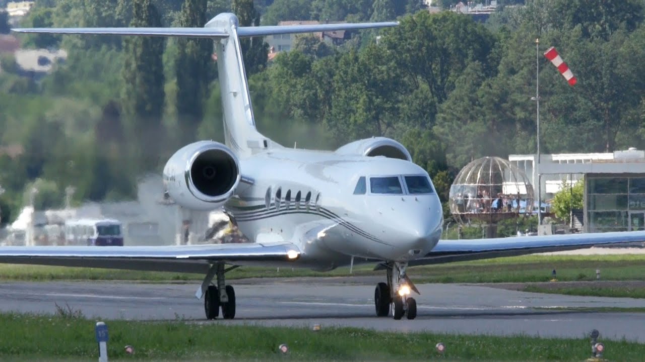 Gulfstream G450 - Call Sign "Batman 462" - Take Off at Airport Bern-Belp