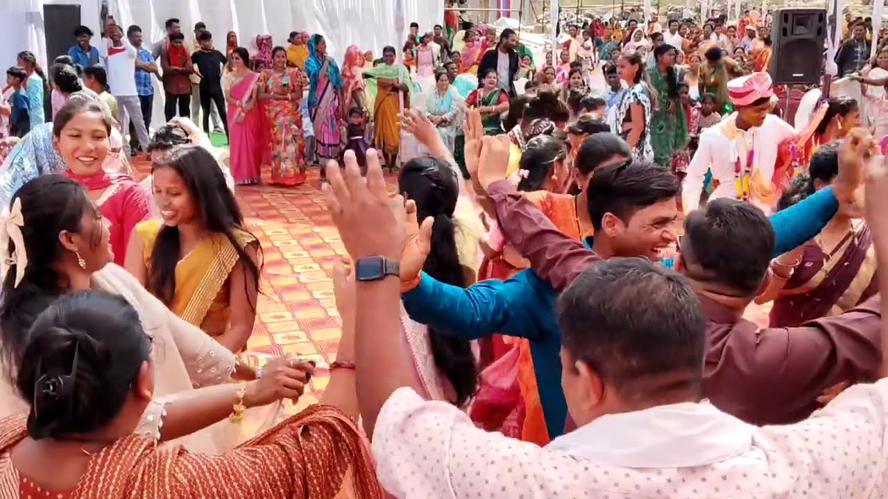 आत्मसमर्पण नक्सलियों का नृत्य atmasamarpan naxaliyon ka nritya