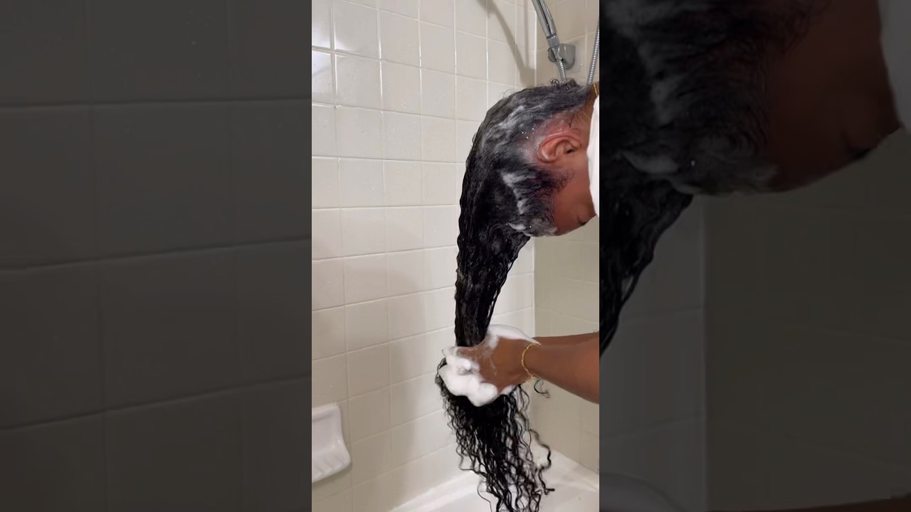 Самый быстрый день мытья волос за последнее время 💨🚿 #кудрявыеволосы #рутинадлякудрявыхволос #ден...