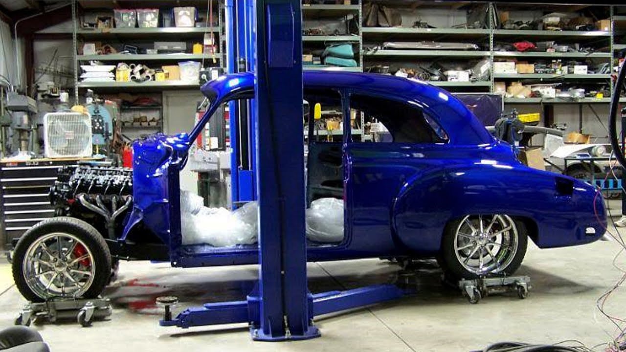 1950 Chevrolet De Luxe 2-Door Sedan LS1 Build Project