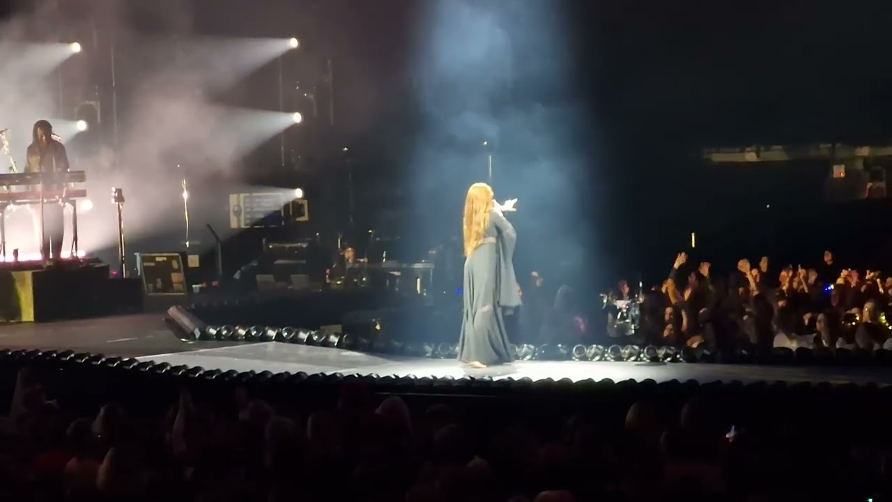 Florence and the Machine (Everybody Scream Tour)