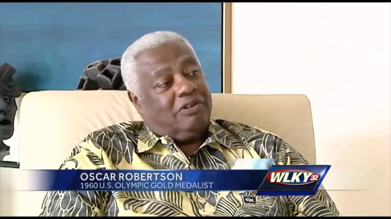 Oscar Robertson on Ali: 'No one like him in the world'
