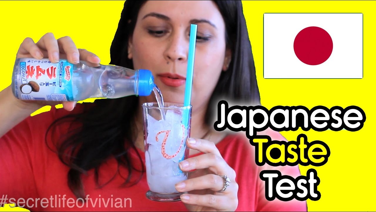 TRYING JAPANESE CANDY! Tokyo Treat Taste Test!