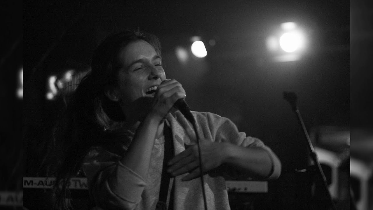 La Charli - Alto Grado