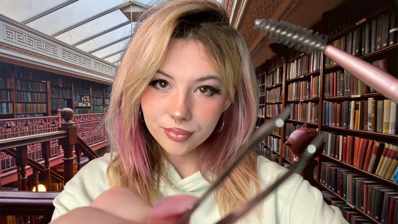 ASMR E-GIRL DOES YOUR EYEBROWS IN THE SCHOOL LIBRARY 💘📚(Roleplay)
