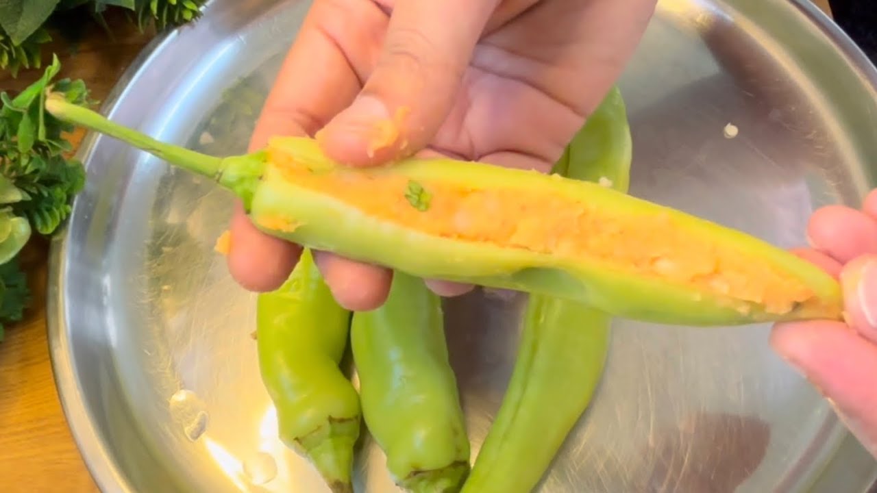 Mirchi vada recipe/Maxican chilli fritters/ stuffed mirch pakoda/mirchi bhaji@magiconrecipes 