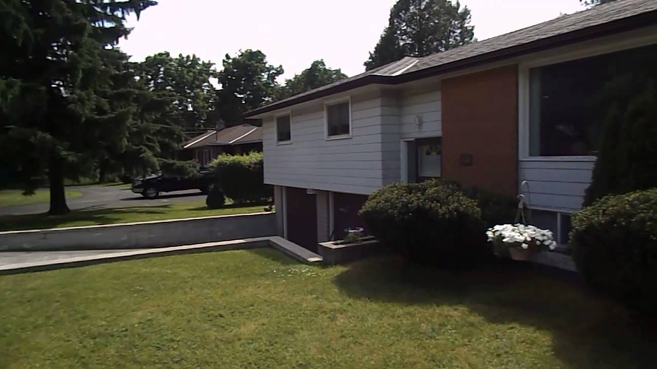 120 Caverly rd for Sale Robert Jans ReMax