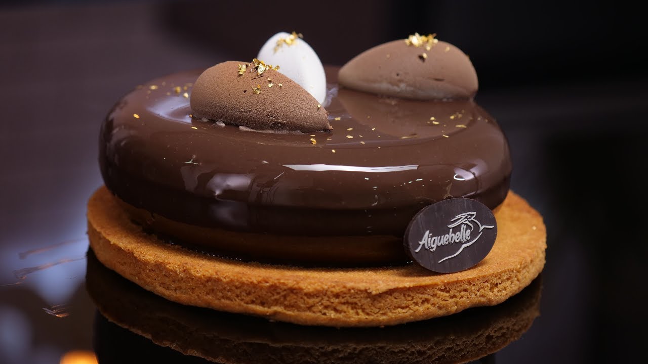 L'île Noire: Entremets Chocolat Noir et Fruits Exotiques