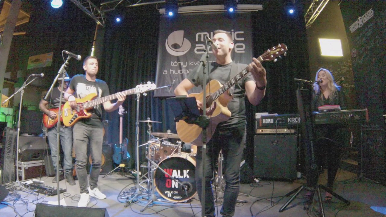 Team- Krátke lásky ( Walk On cover )