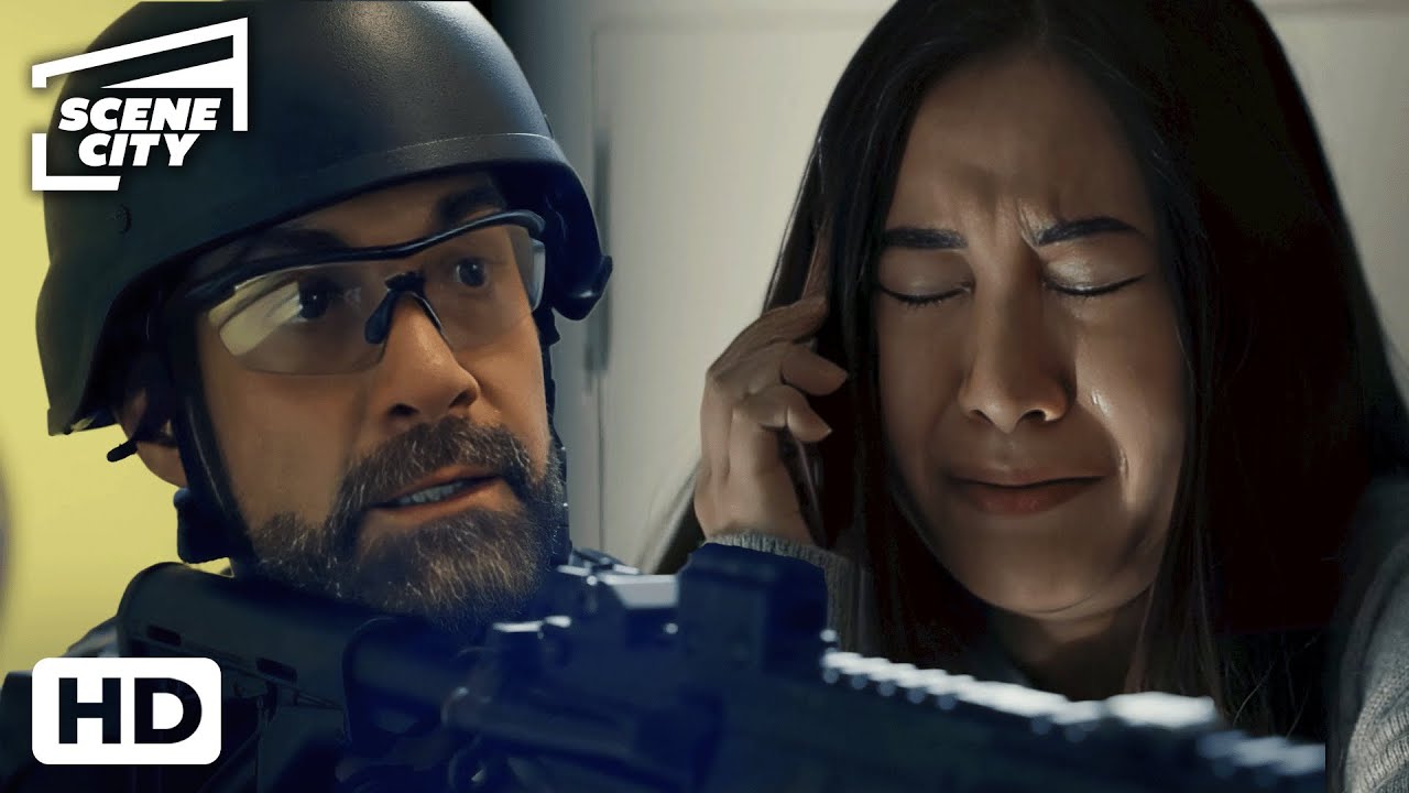 S.W.A.T. Team Relives the 2013 Crisis While Planning the Takedown | S.W.A.T. (Jay Harrington)