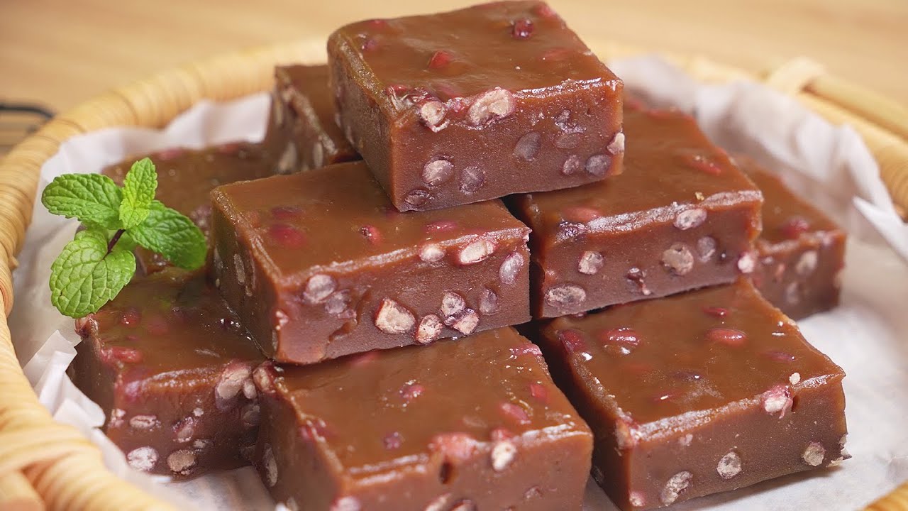 Red bean Glutinous rice cakes。超好吃的红豆糯米糕，软糯香甜，越嚼越香，做法非常的简单！