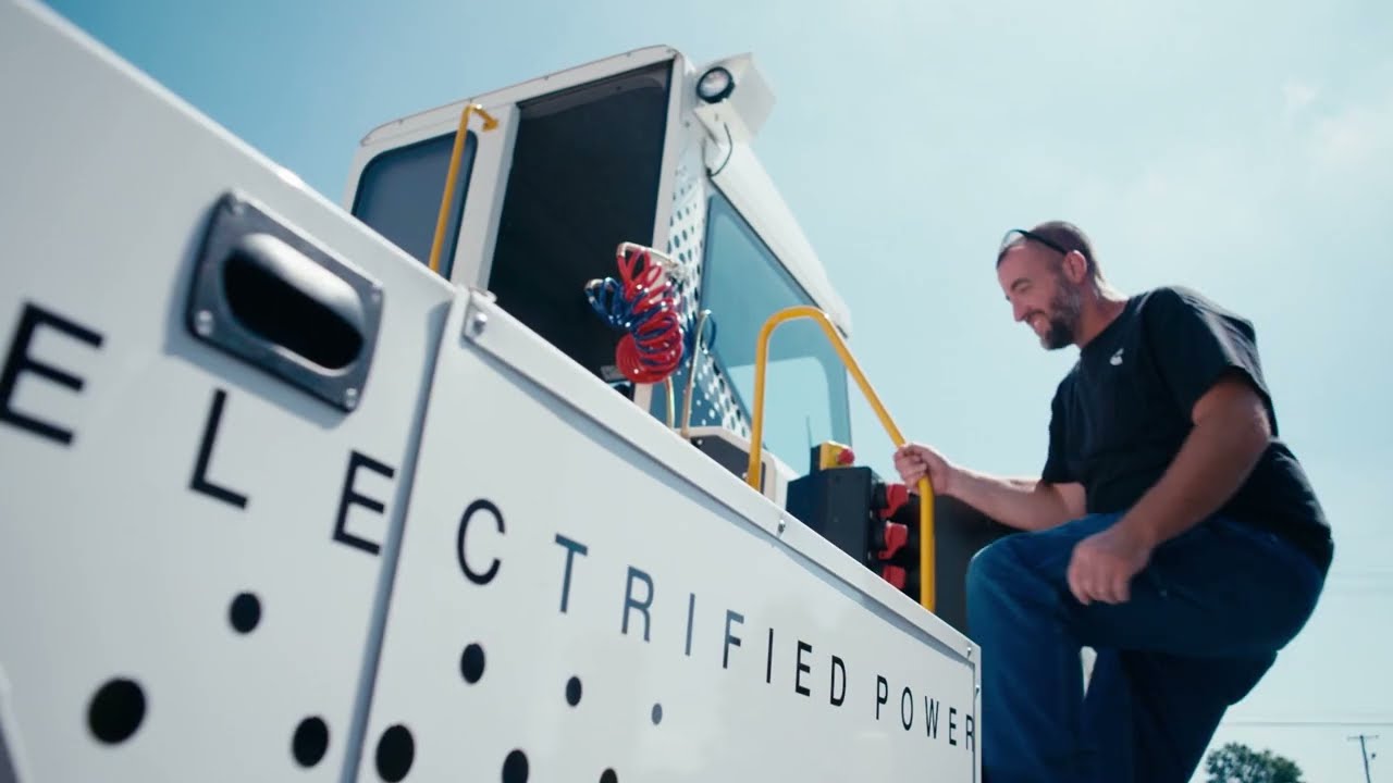 Introducing the PowerDrive 8000 - The battery electric system for terminal tractors