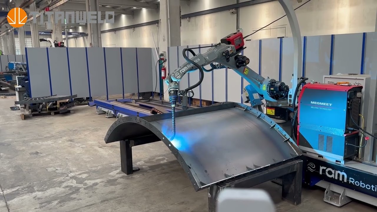 12m Ground Rail Welding Robot – Precision Welding of Arc-Shaped Steel Plate Structural Components 🔥🤖