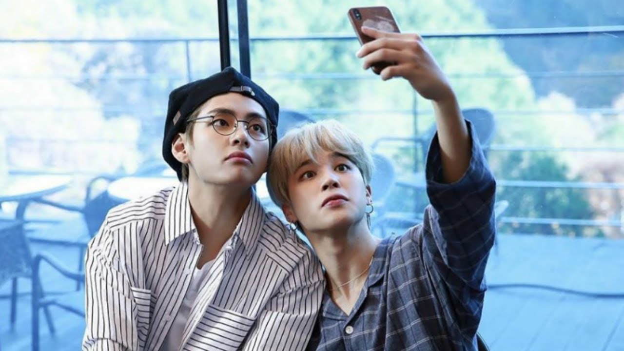 NEW 2019 CUTE VMIN MOMENT'S