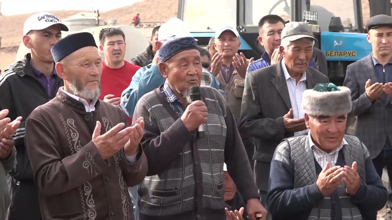 Көкпар Қызыләуіт