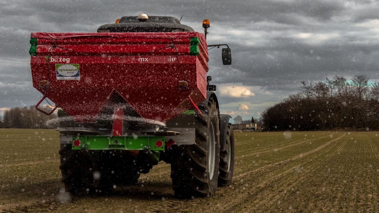 Nawozy 2017 Deutz-Fahr Agroplus 315 / Unia MX Premium