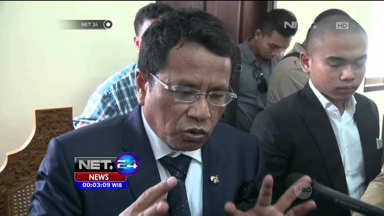 Agus Jalani Sidang Perdana Kasus Pembunuhan Engeline - NET 24