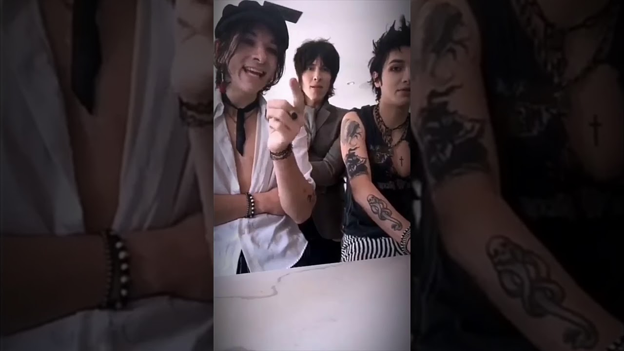 PALAYE ROYALE LIVESTREAM MOMENTS (January 6th, 2018)