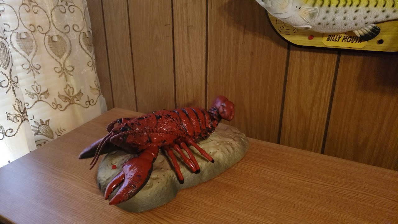 Rocky the singing Lobster (1st Gen)