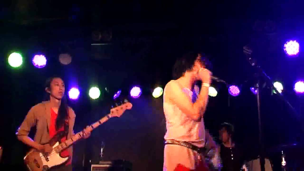 Ariel Pink -  Interesting Results (Live)