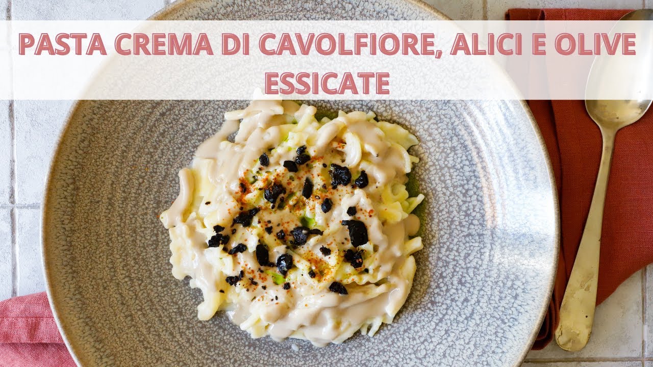 Pasta con crema di cavolfiore, alici e olive essiccate - Ricetta Gourmet- Chef Deg - Saporie&Moneta