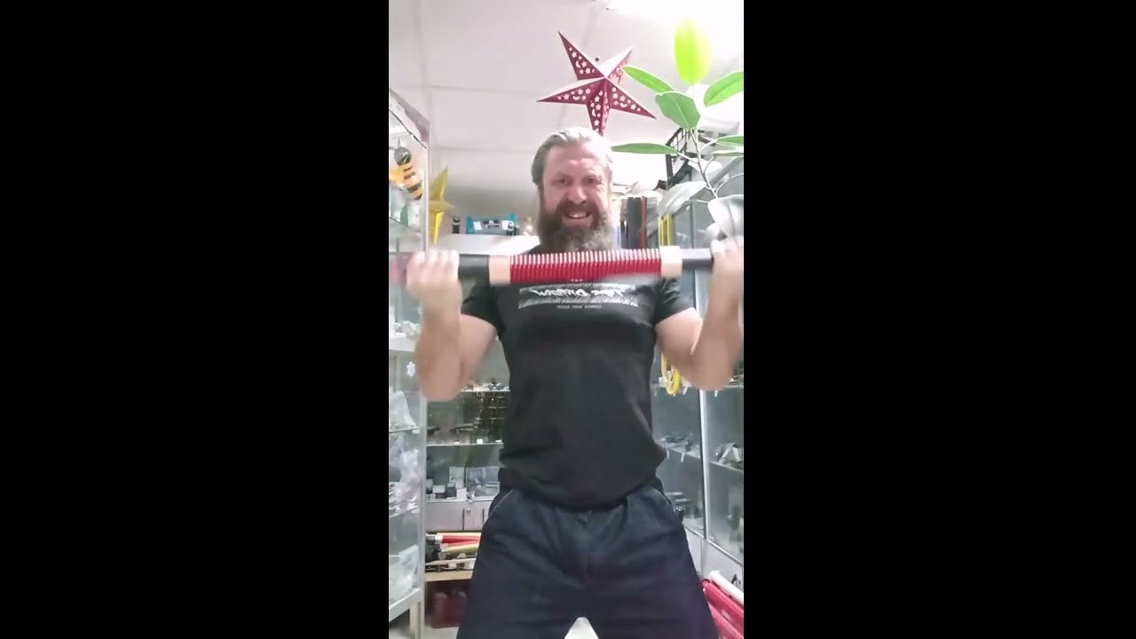 Володя закрывает Haoying Red 80kg кисти полностью на 6 раз
