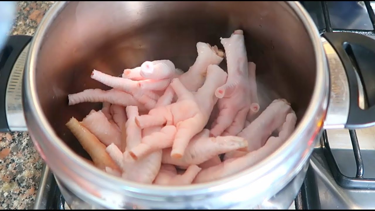 Pata De Pollo Como Hablandar En Olla A Presion / CHEF NAYE
