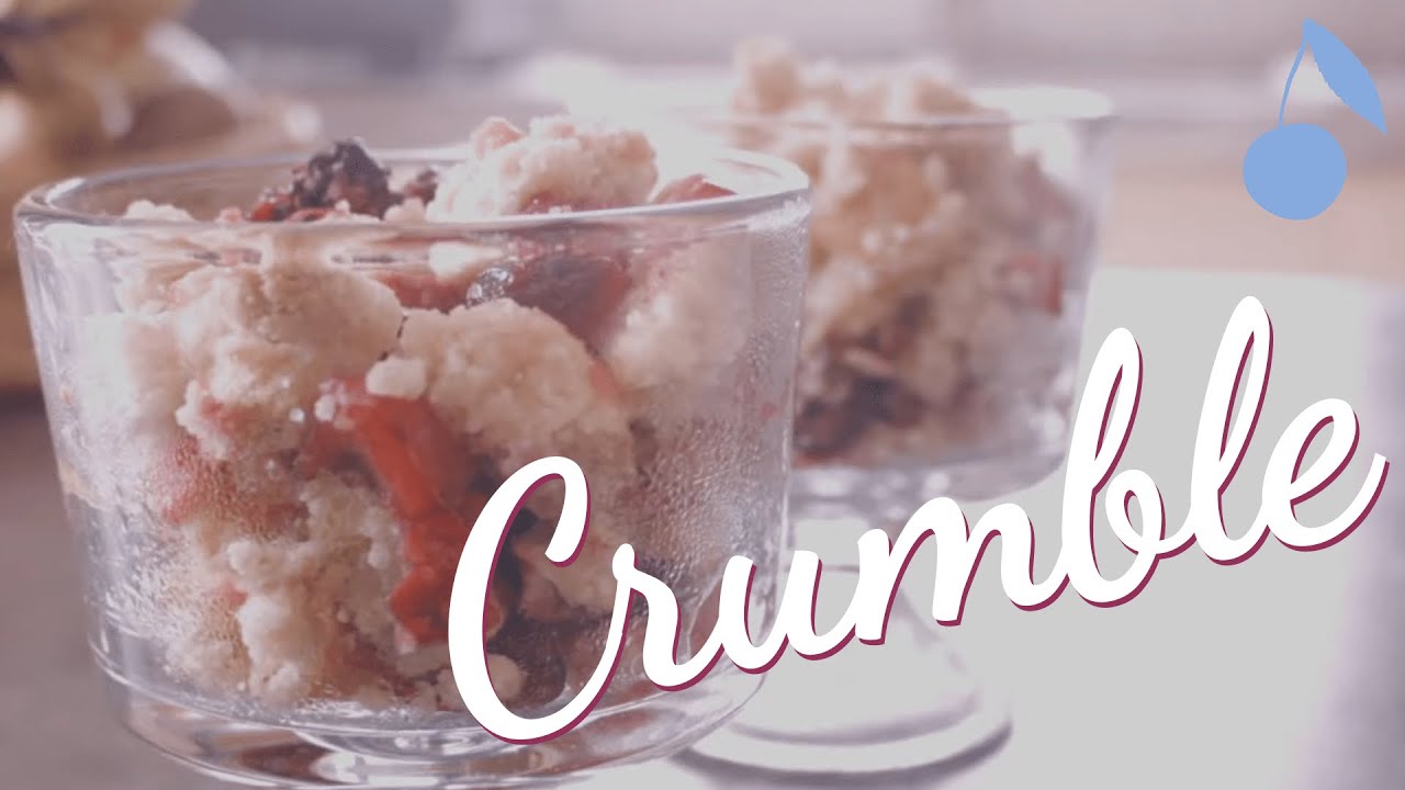 Crumble végane pommes, mûres & noix 🍏💜 Une recette croustillante & gourmande ! | CherryPepper 🍒