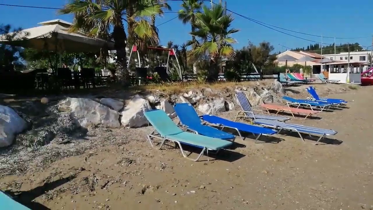 Megali Beach Sidari Corfu, Perros and Beach Star Sun Loungers 2025