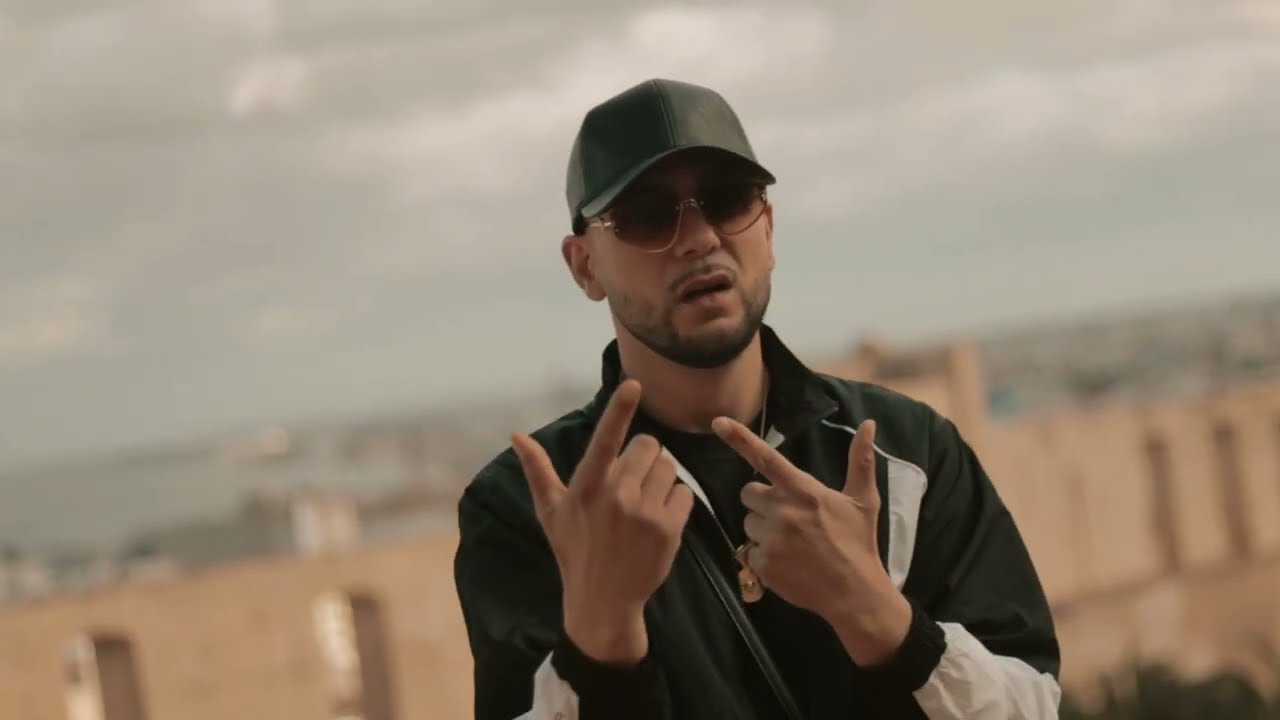 Tounsi &ndash; Warda (وردة) (Official Music Video) 🌹