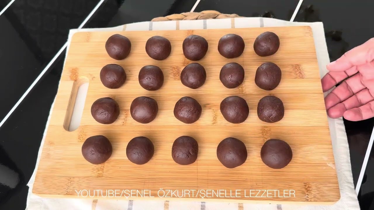 KAHVE YANINA 5 dk da HAZIR 😍ÇİKOLATA TOPU TARİFİ💯