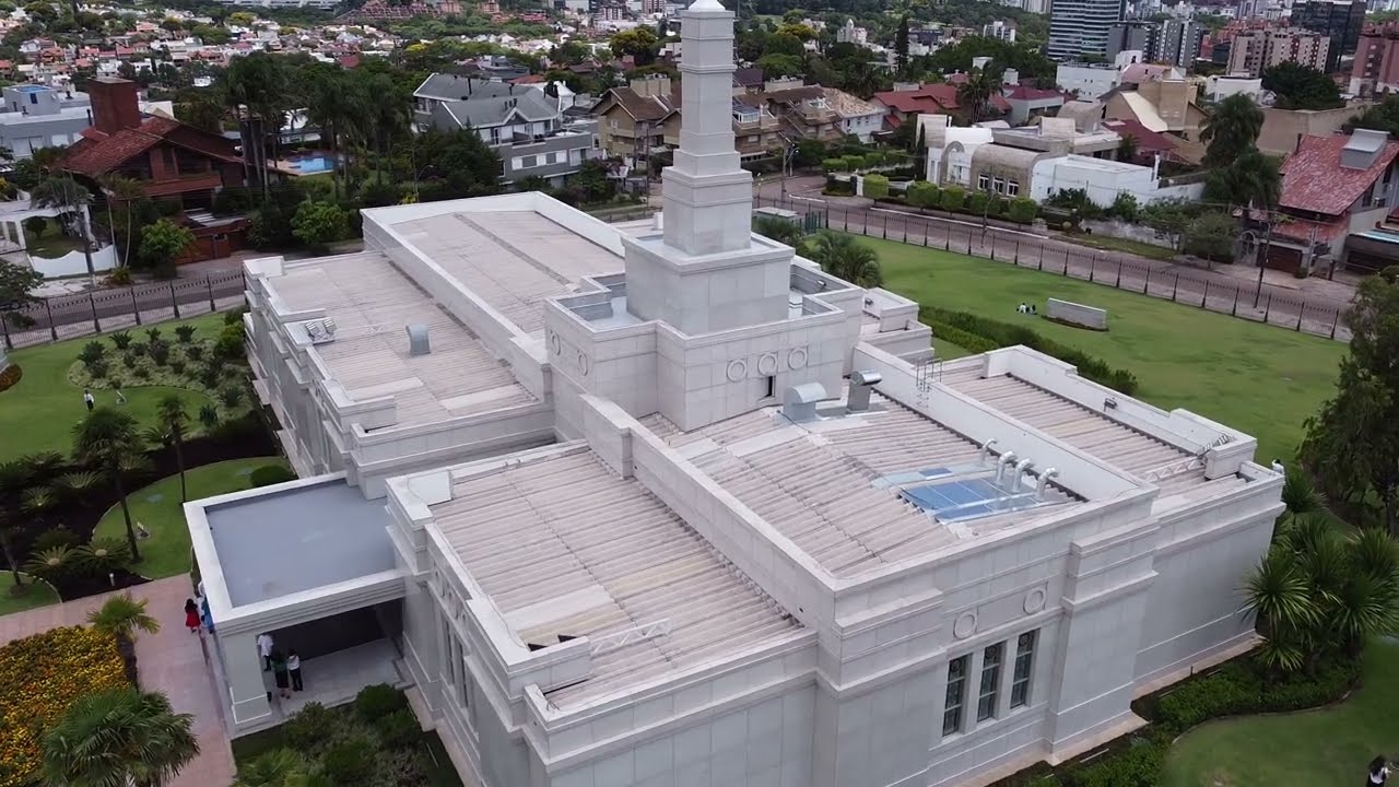 Porto Alegre/RS. Um dos prédios mais lindos da cidade, o Templo de A Igreja de Jesus Cristo.