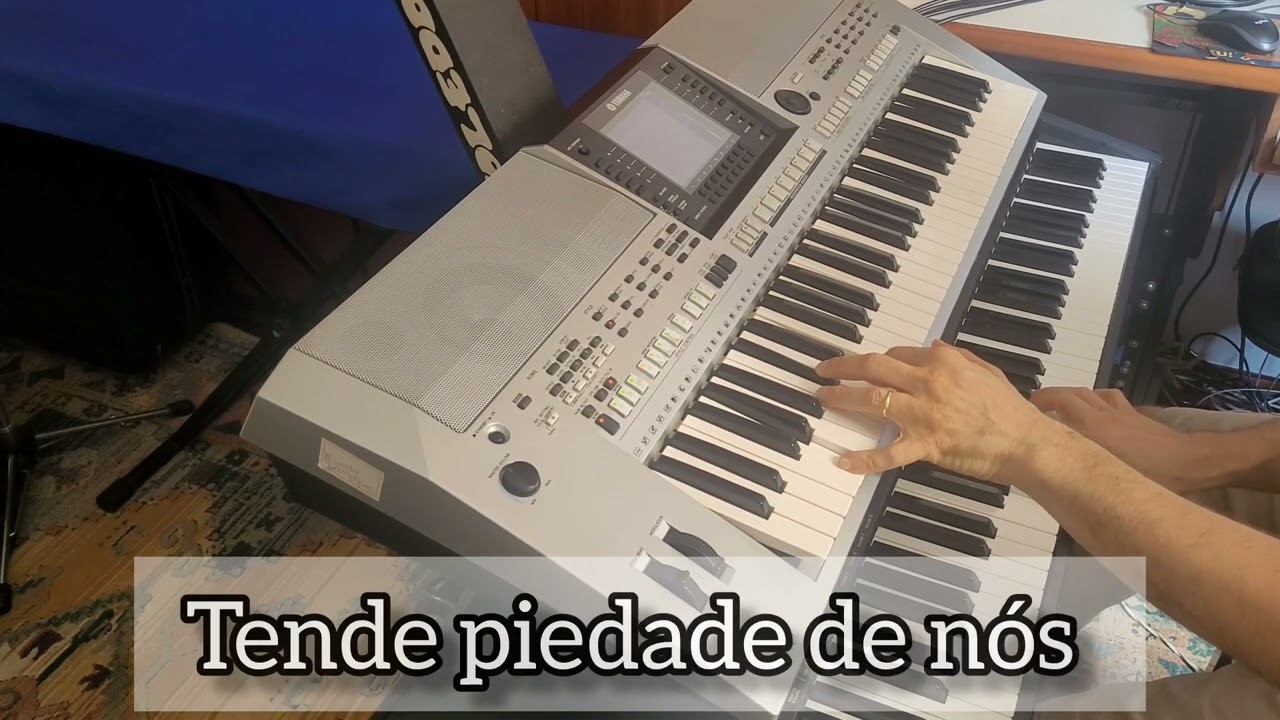 PLAYBACK  -  SENHOR , TENDE PIEDADE  -  Instrumental YAMAHA PSR S900 E MOTIF XF.