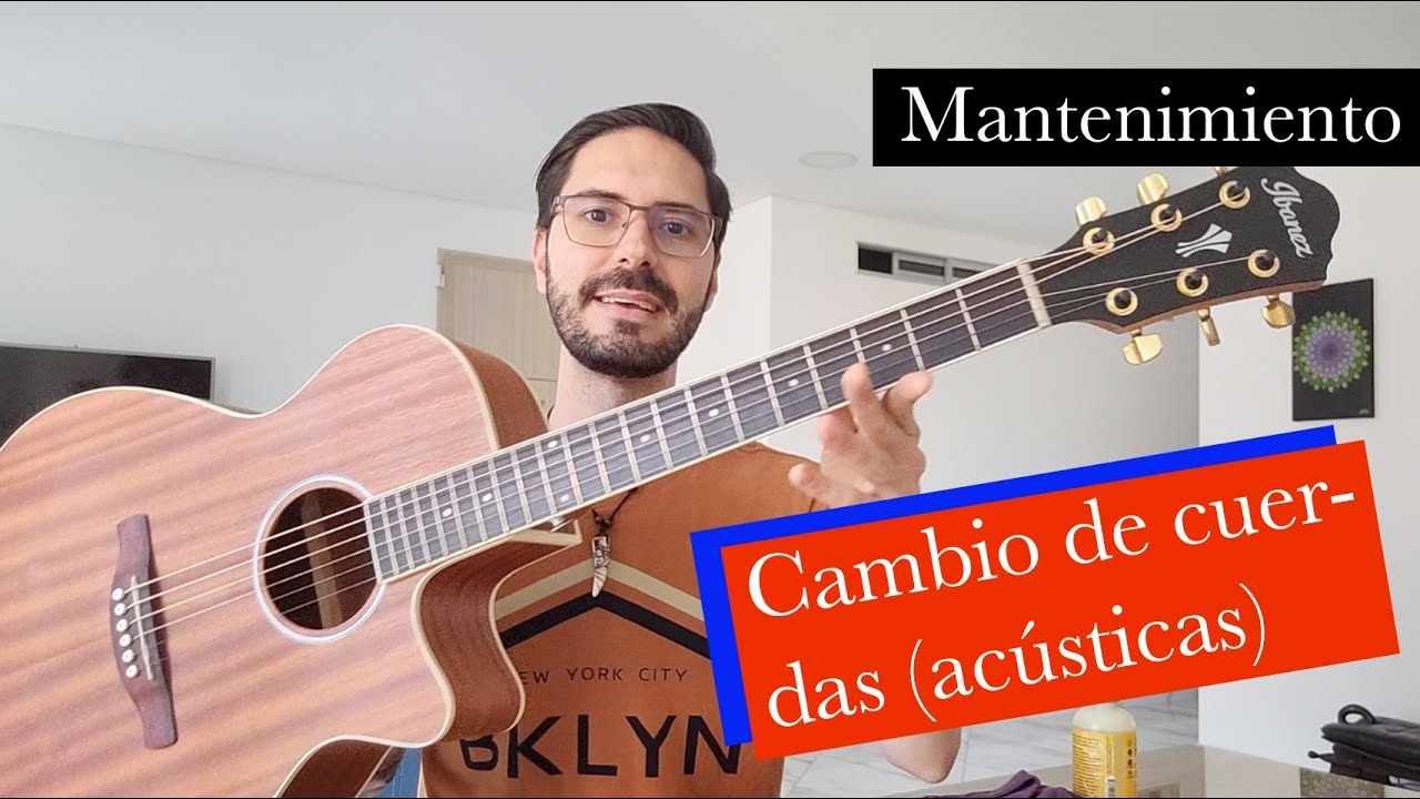 ¿Cómo cambiar las cuerdas en una guitarra acústica/electroacústica? R/ Hazlo así