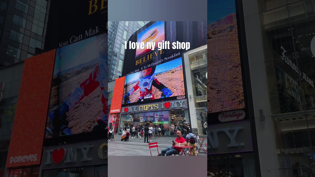 I love NY gift shop..Phathom of Broadway #44st#timessquare #newyorkcity .#plz_subscribe_my_channel