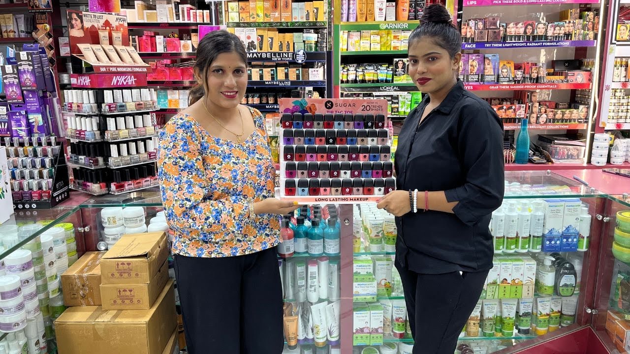 Branded Cosmetics Wholesale Shop in Kolkata Bagree Market : Lakme, Colorbar, Sugar, Maybelline