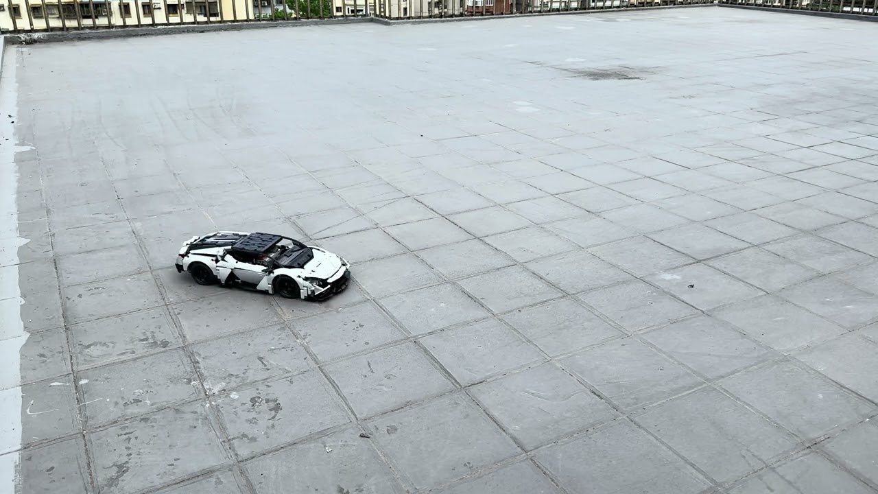 LEGO 42214 RC Lamborghini Revuelto Super Sports Car Buggy[BuWizz] Motor*2 Driving
