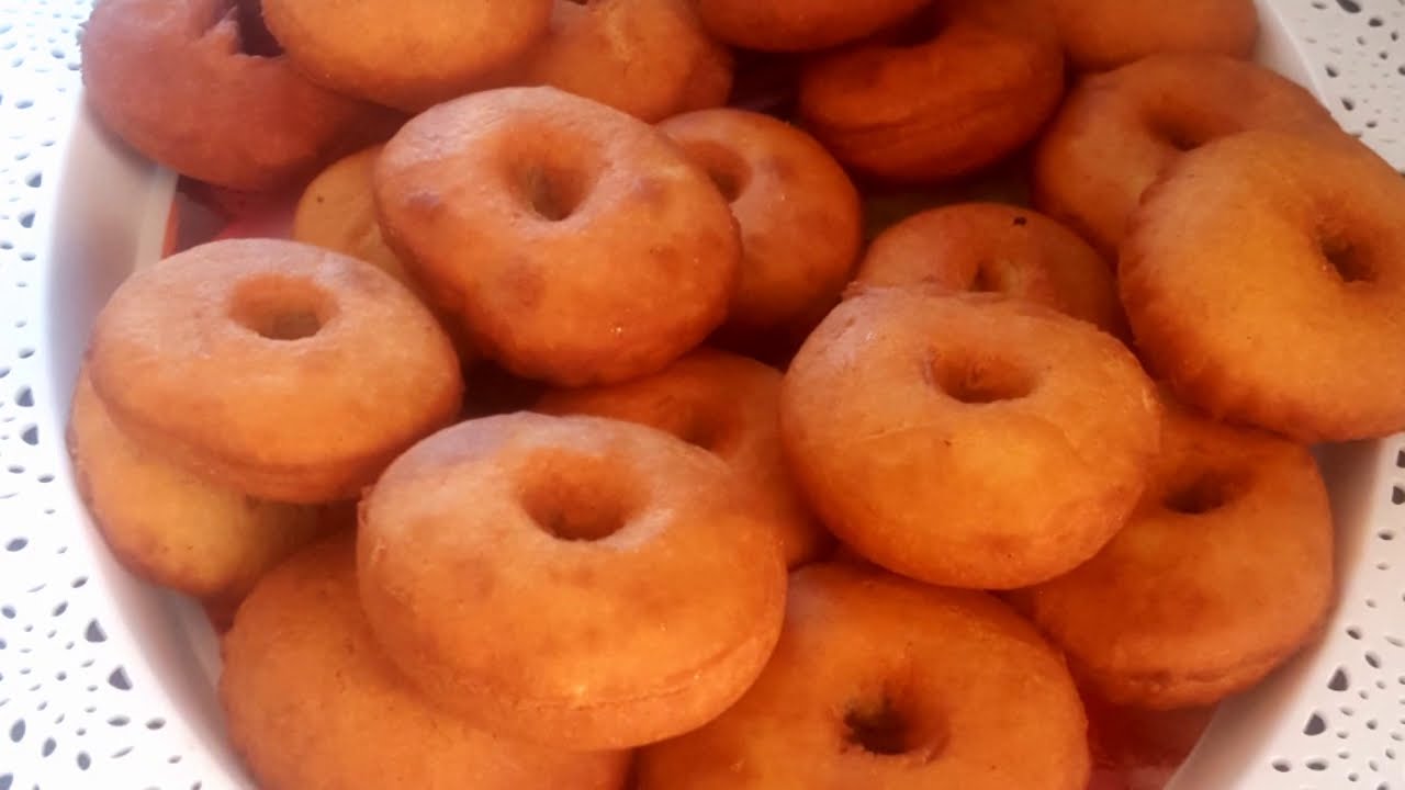 JINSI YA KUPIKA DONASI TAMU NA LAINI/DOUGHNUTS