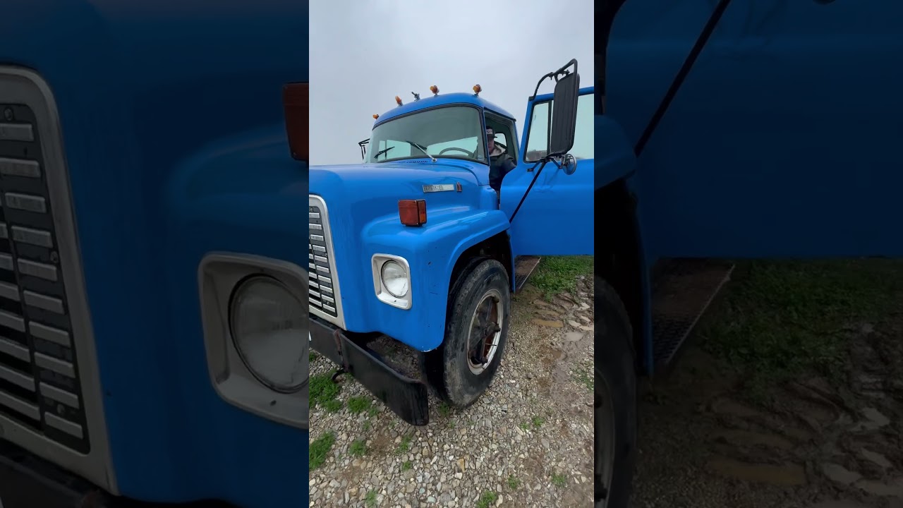 Picking up a 1978 International Loadstar 1700 from an auction