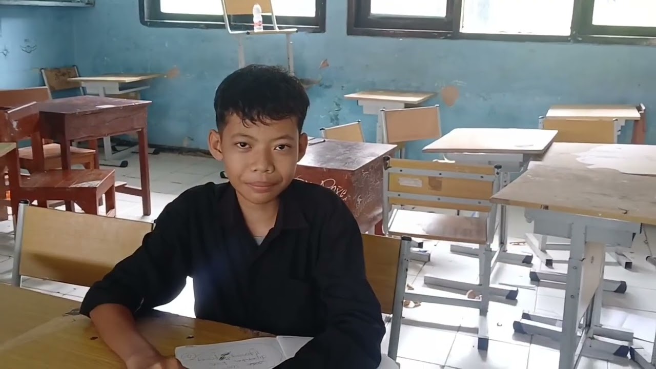 "Ego dan Solidaritas" - Kelompok Freakytiw