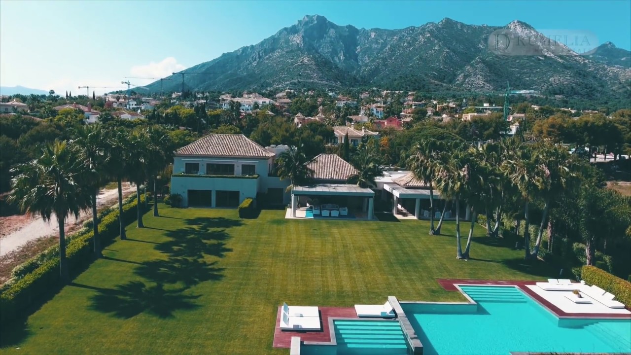 Потрясающая вилла в Quinta de Sierra Blanca, Marbella Golden Mile, Spain